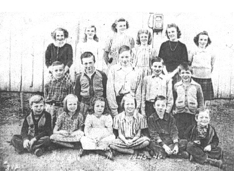 Bagdad School - 1945-46 School Picture