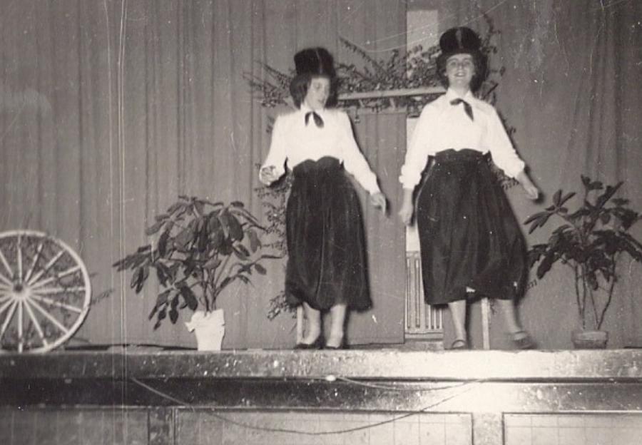 Picture Album - Ma Davis