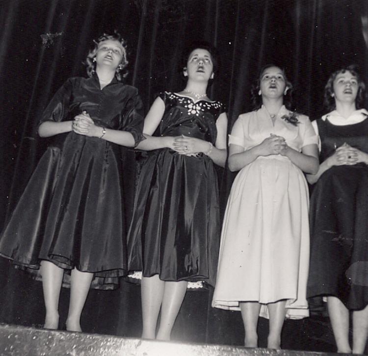 Picture Album - Ma Davis